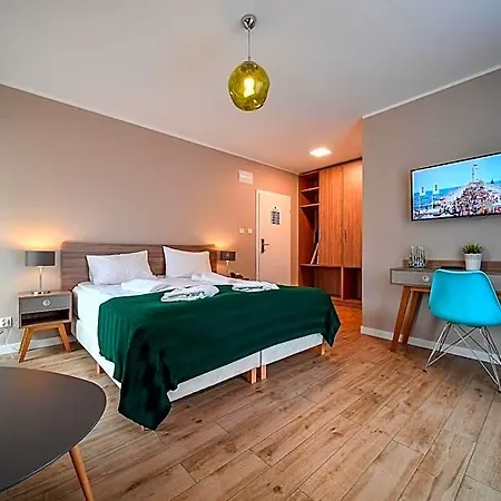 Hotel Park45 *