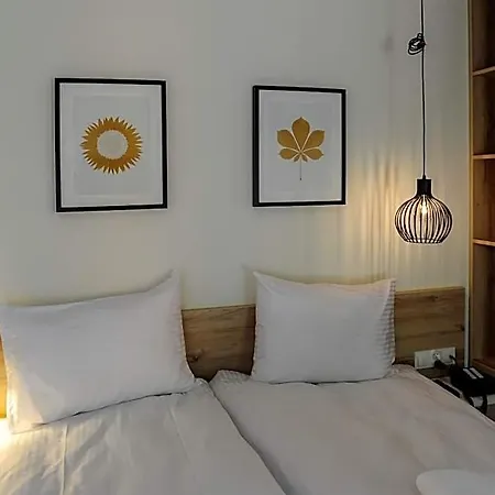 Hotel Park45 *